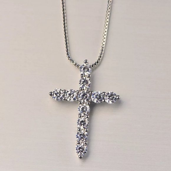 Certified 2.5mm Moissanite Diamond Cross Pendant Necklace NEW - Picture 6 of 15